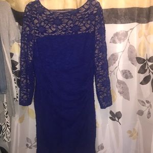Beautiful lace Ralph Lauren Dress, size 16.